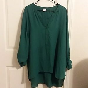 High low green blouse Landa Curve